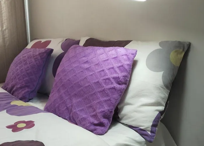 Shore3 Tower2 View 1br Parking Moa Airport By Shmily Staycation *