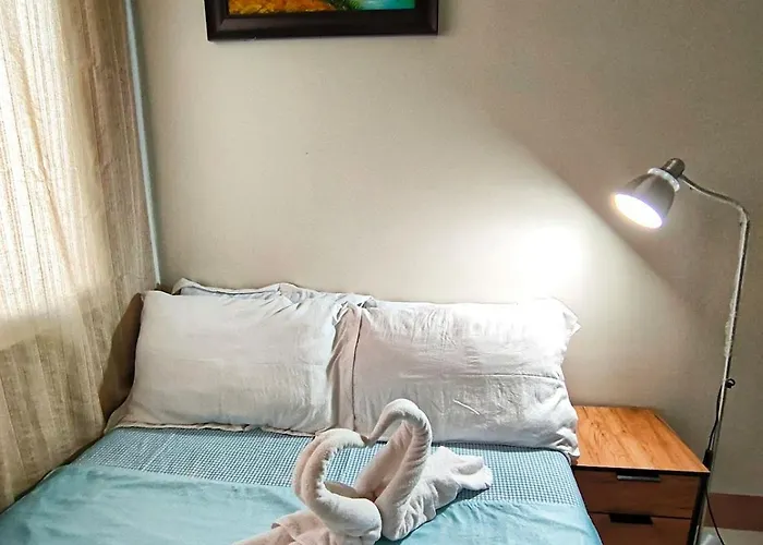 Shore3 Tower2 View 1br Parking Moa Airport By Shmily Staycation * Manila